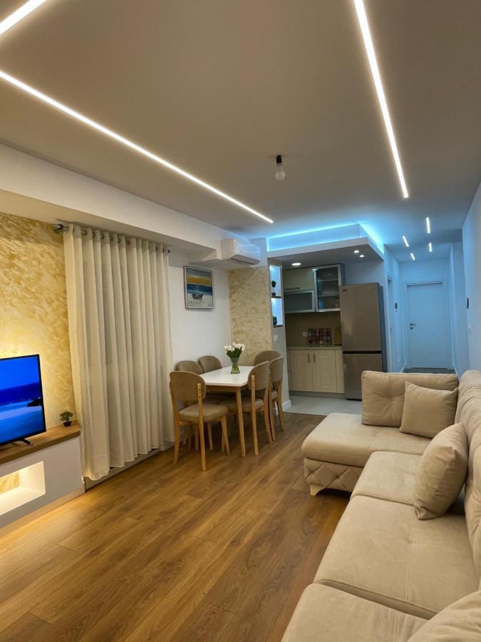 The Blue Pearl Apartment 2 Durrës Kültér fotó