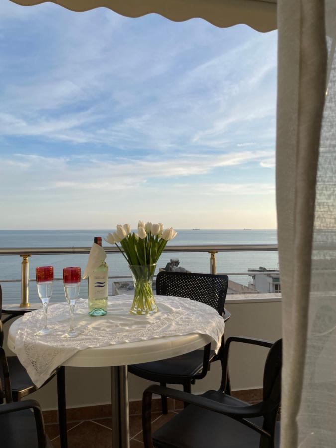 The Blue Pearl Apartment 2 Durrës Kültér fotó