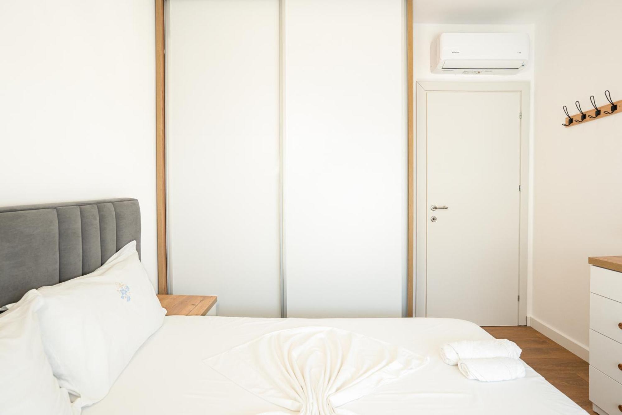 The Blue Pearl Apartment 2 Durrës Kültér fotó