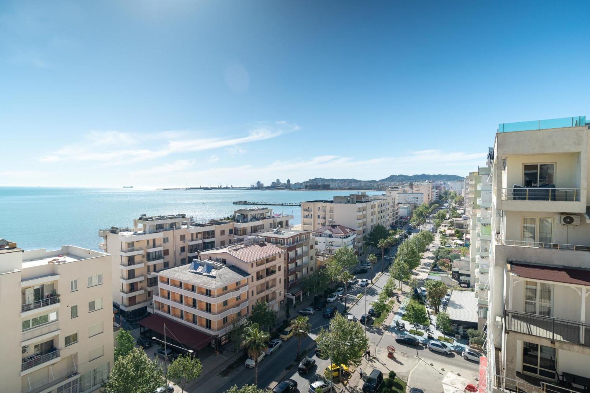 The Blue Pearl Apartment 2 Durrës Kültér fotó